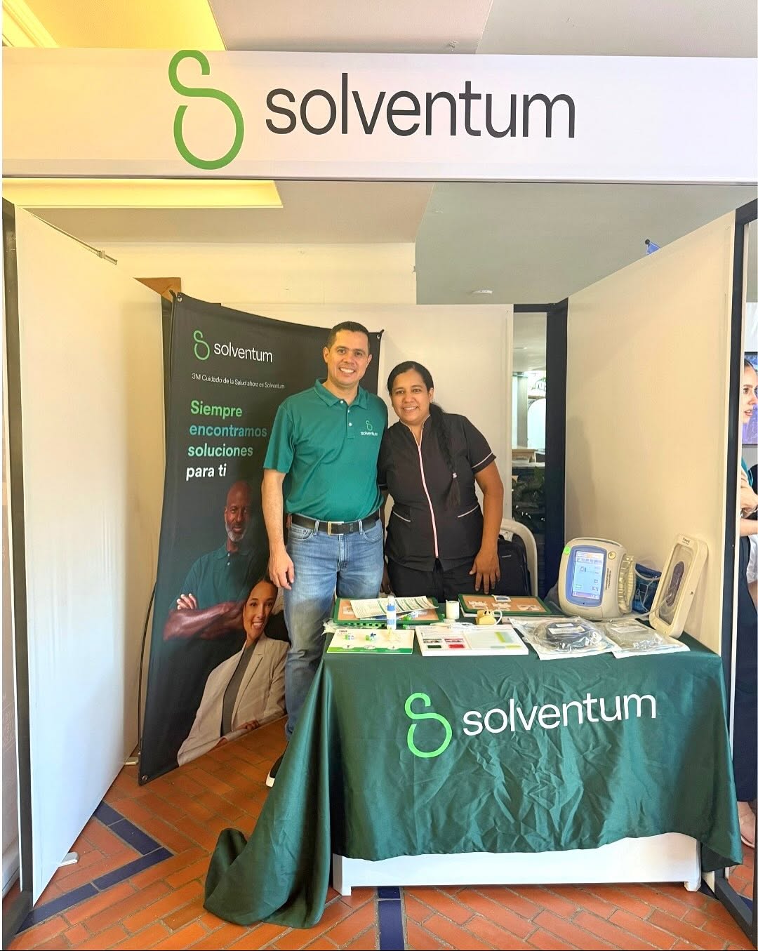 Stand Solventum